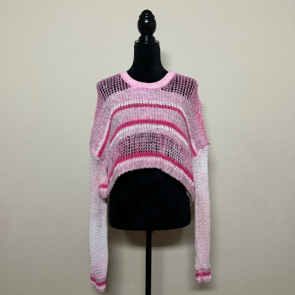 Kimchi Blue top women medium sheer lightweight striped cropped crewneck sweater